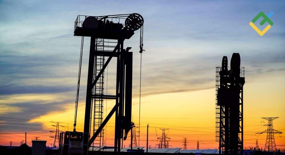 Short-Term Analysis for Oil, Gold, and EURUSD for 24.10.2025