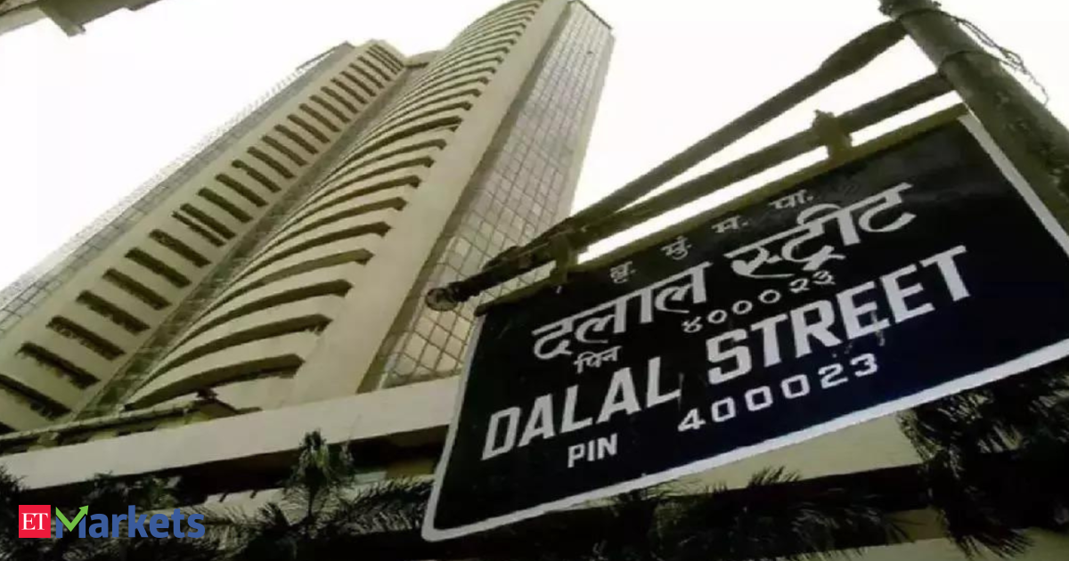 Dalal Street Week Ahead: Rising VIX signals hedging; traders advised tactical approach