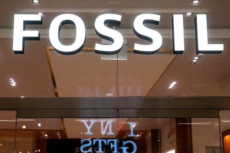 Fossil tanks after struggling watchmaker extends deadline for debt exchange