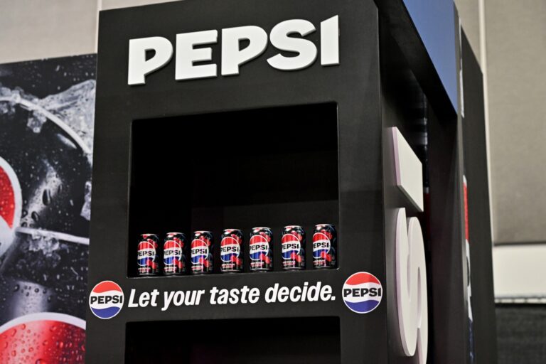 PepsiCo Q3: EPS Beat Due To Price Increases, Not Increasing Volumes (Downgrade)(PEP)