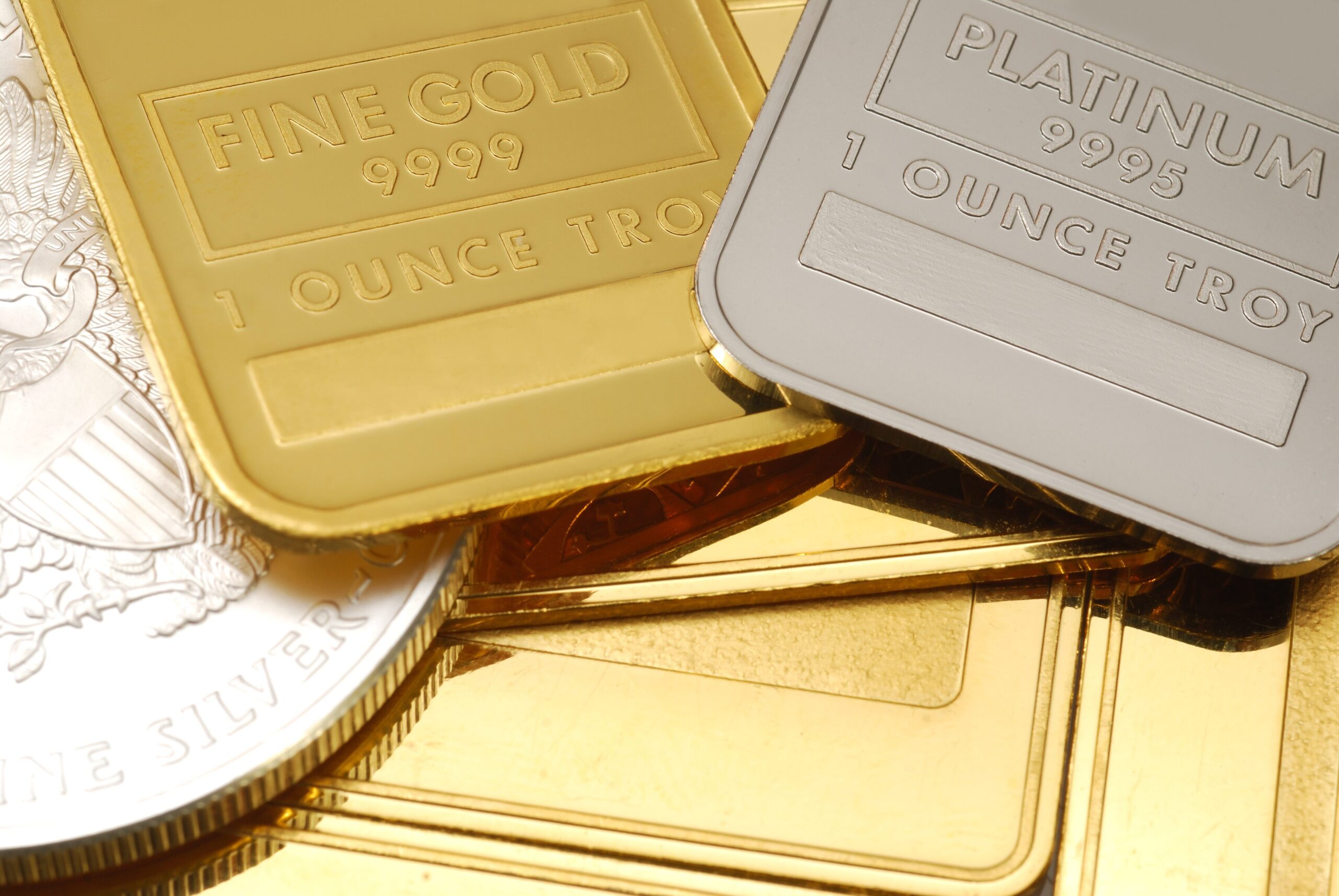 Precious metals break new records to close the week – Gold (XAU) and Silver (XAG) outlook