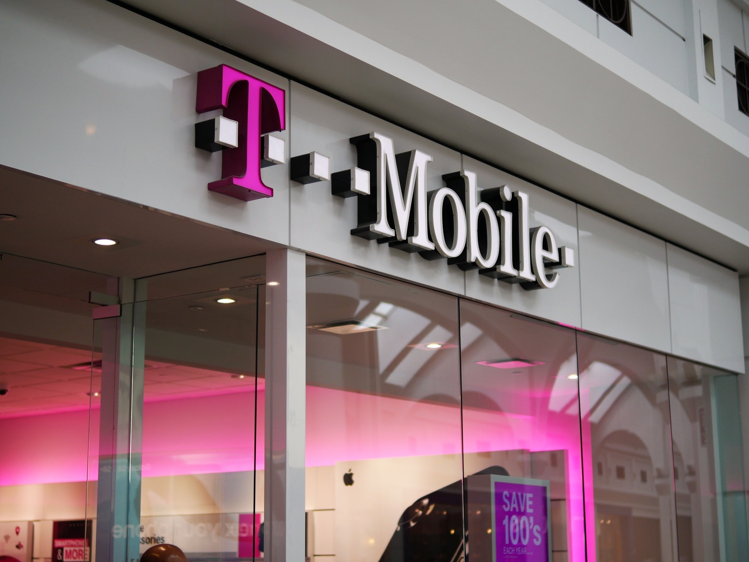 T-Mobile US: Stock Price To Follow Strong Bottom-Line Growth (NASDAQ:TMUS)