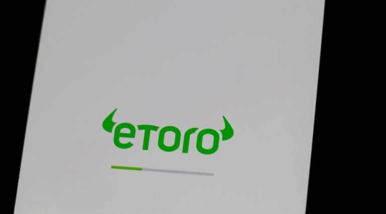 eToro