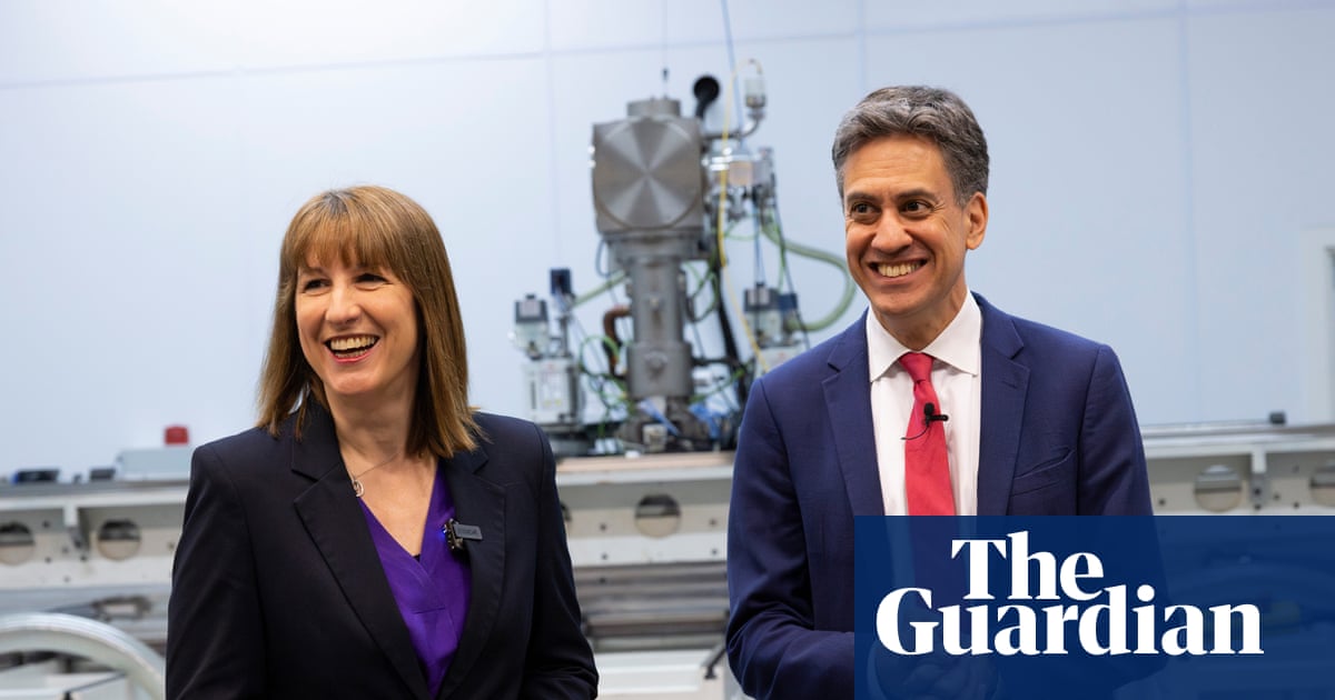 Reeves considers cut to green levies in effort to reduce cost of energy bills