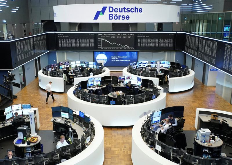 European shares slide on Fed rate cut worries, tech valuations