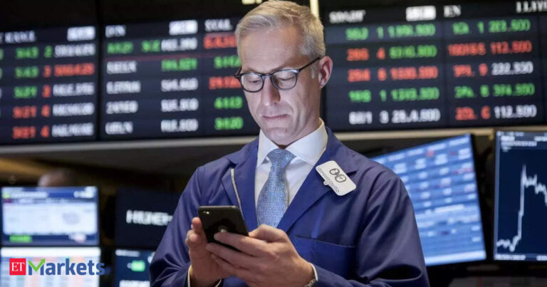 FIIs net sellers of Rs 3,765 crore till November 29, but flows may shift as sentiment turns