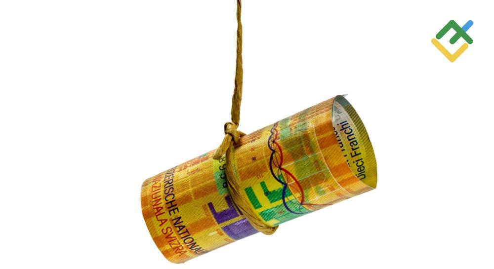 Franc Edges Higher On US-Switzerland Deal Hopes. Forecast as of 12.11.2025 | LiteFinance