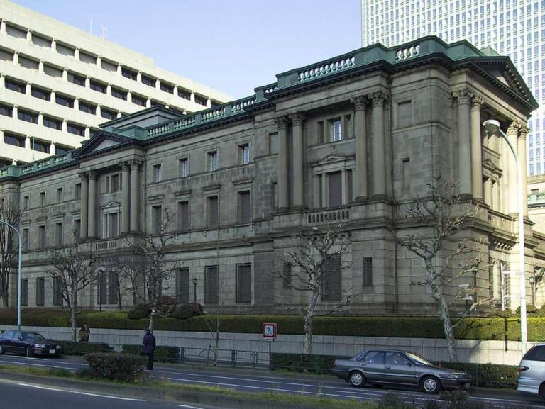 Japan junior govmnt partner says early BoJ rate hike would send wrong signal to businesses | investingLive