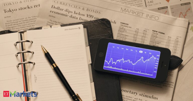 Max Health Q2 Results: Nifty's latest entrant reports 74% YoY jump in cons PAT to Rs 491 crore, revenue grows 25%