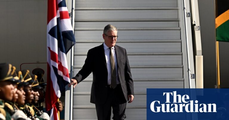 Starmer accuses ‘spineless’ Farage of failure to tackle racism in Reform party