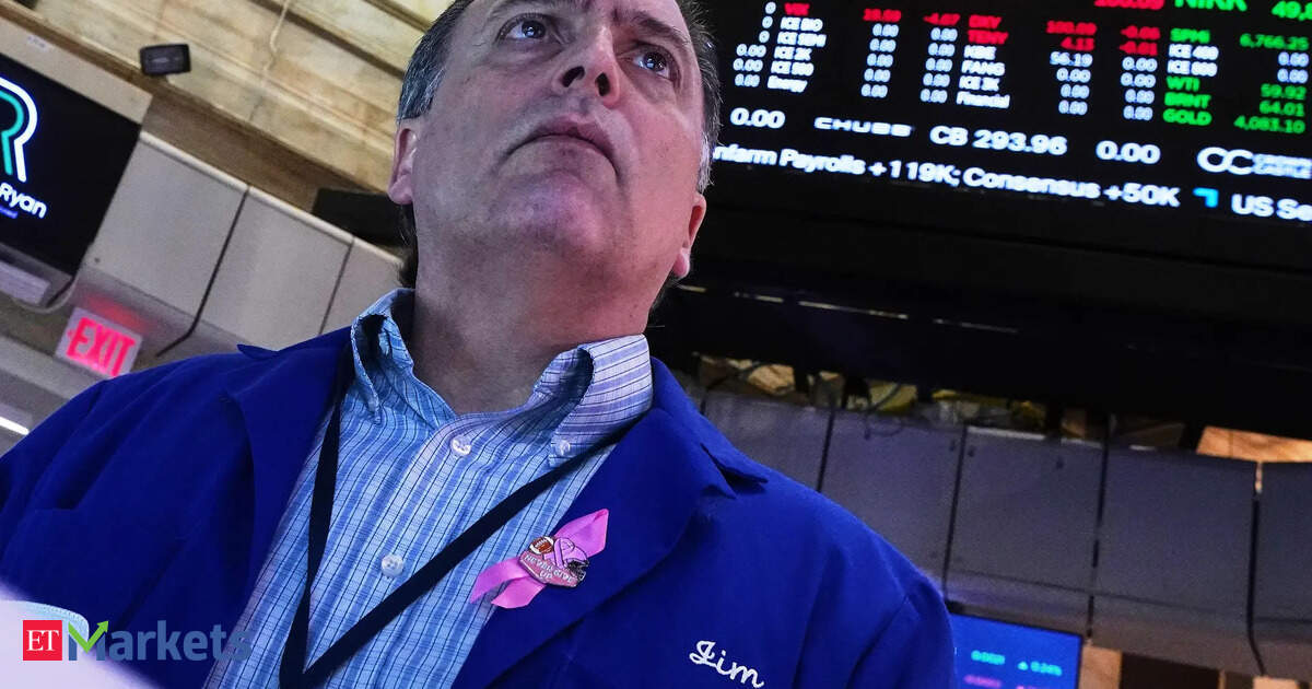 Wall Street indexes down after sharp reversal, tech leads decline