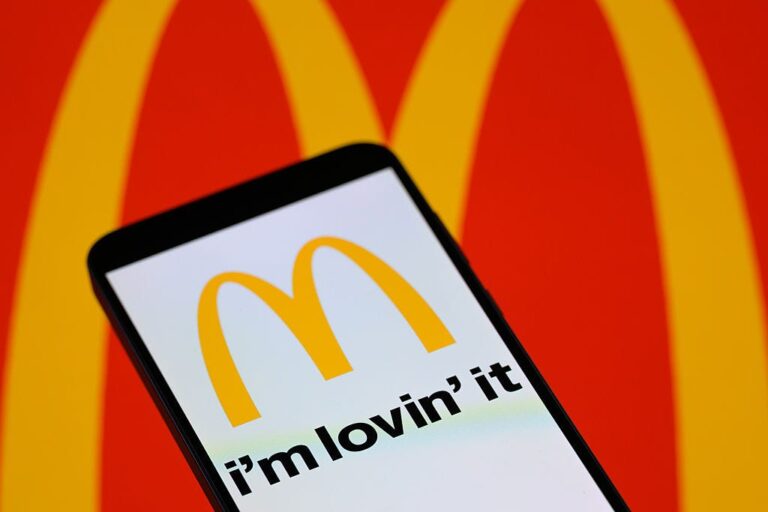 Doesn't Add Up - Fat Tail Daily