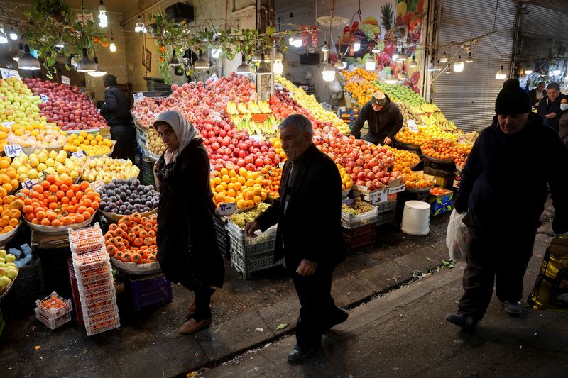 Iran’s government offers dialogue to protesters