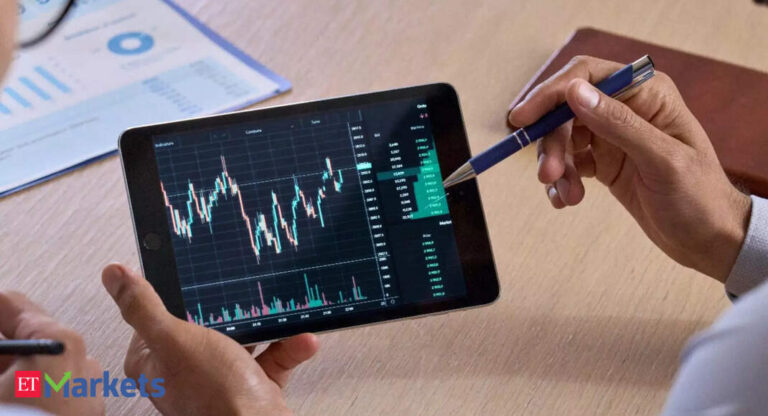 MCX among 3 stocks to go ex-date for bonus issue, stock split next week. Do you own any? - Corporate actions next week