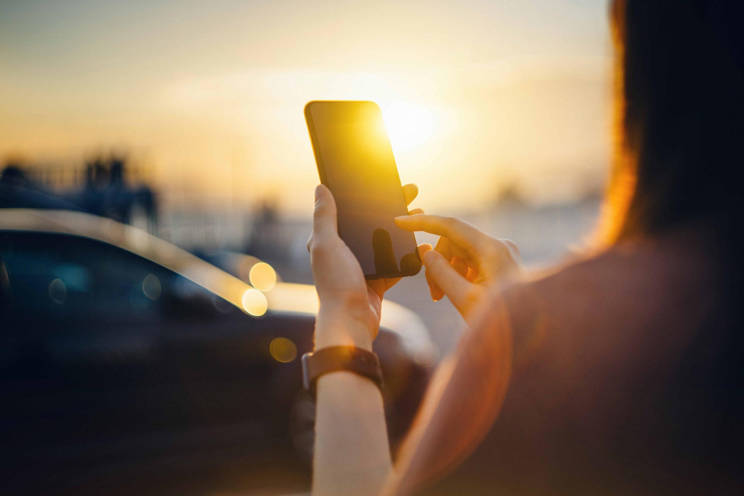 Markets Today: Gold, Silver Eye a Recovery as Indices Hold the High Ground. FOMC Minutes Now in Focus