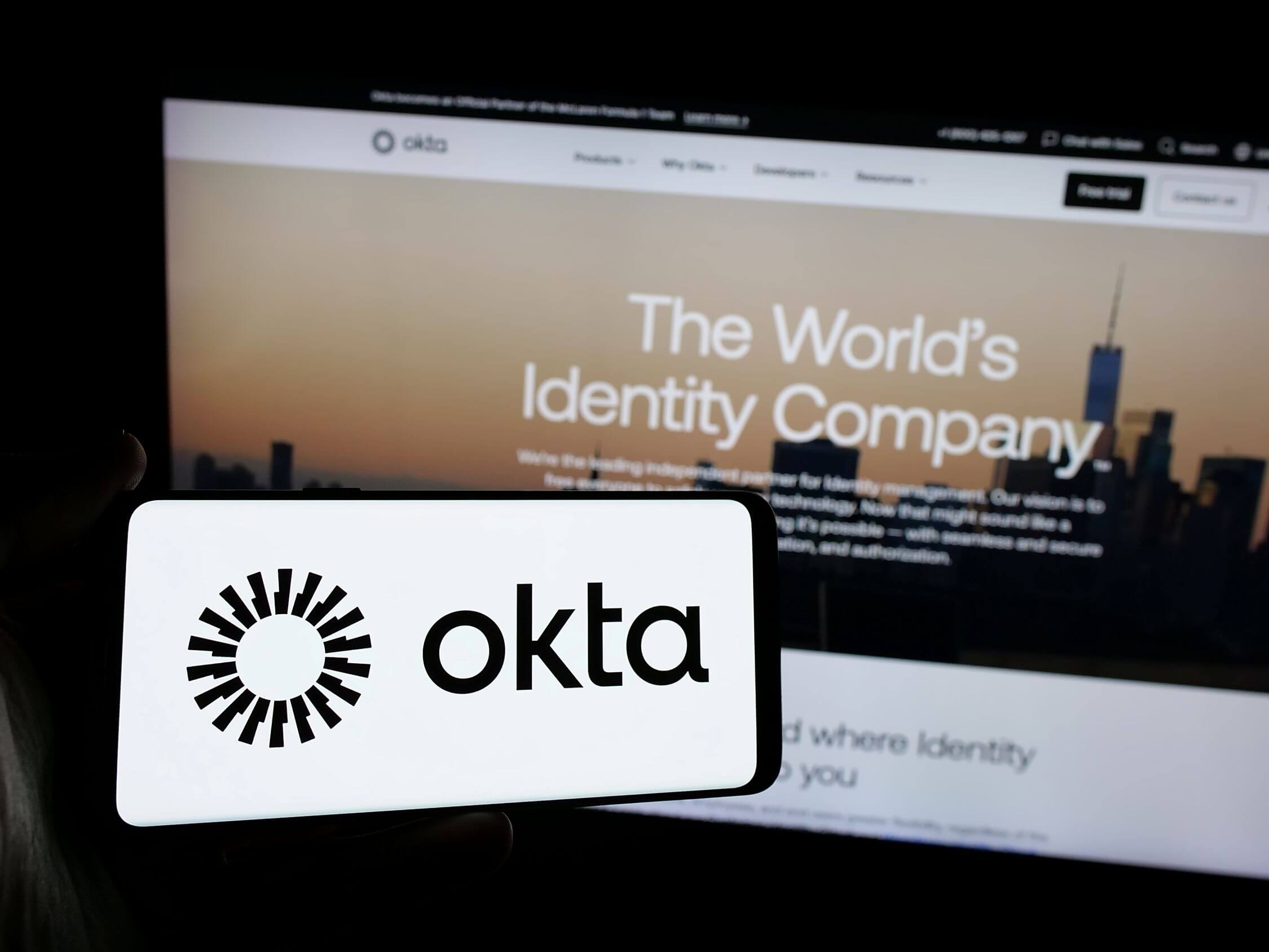 Okta Stock: Shares Tumble Despite Crushing Q3 Estimates - Blockonomi