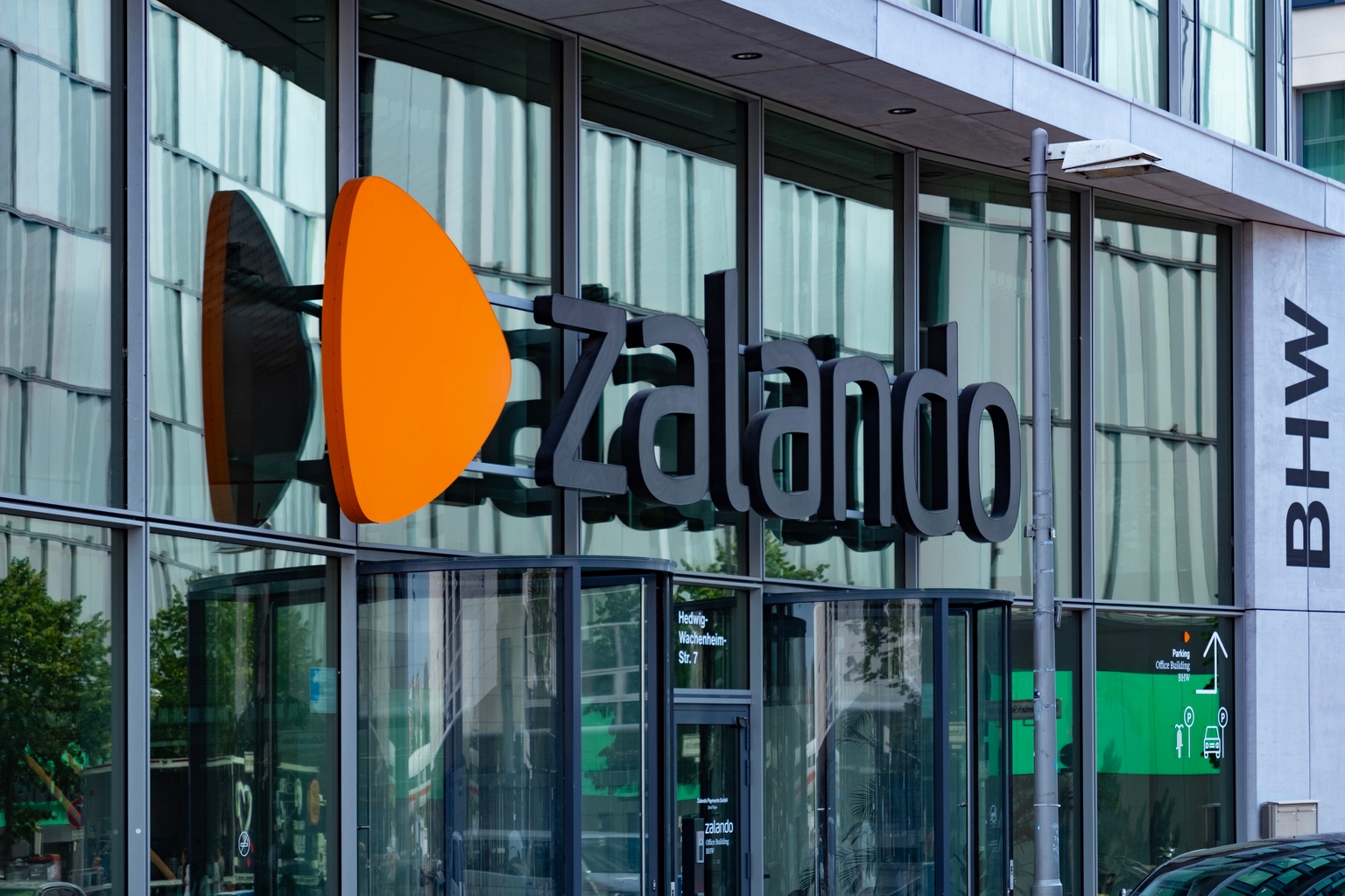 Zalando Stock: B2B Business Scaling Fast (Rating Upgrade) (OTCMKTS:ZLDSF)