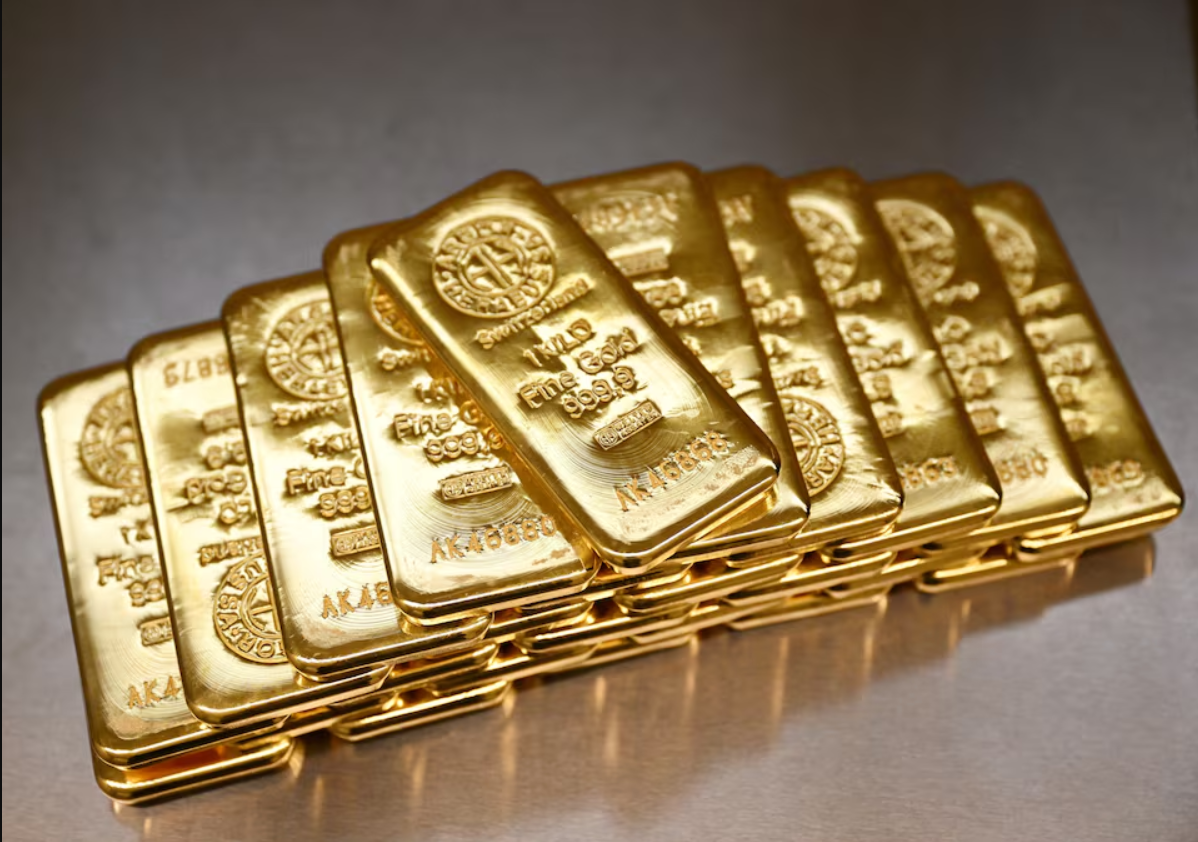 Gold Leaps To Record High, Dollar Drops As US Prosecutors Target Fed's Powell