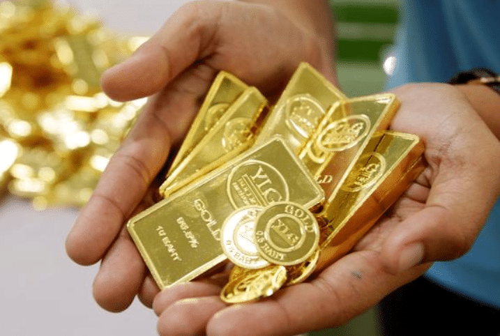 Gold Outlook: Trade War, Geopolitics Drive Safe-Haven Demand - Forex Crunch