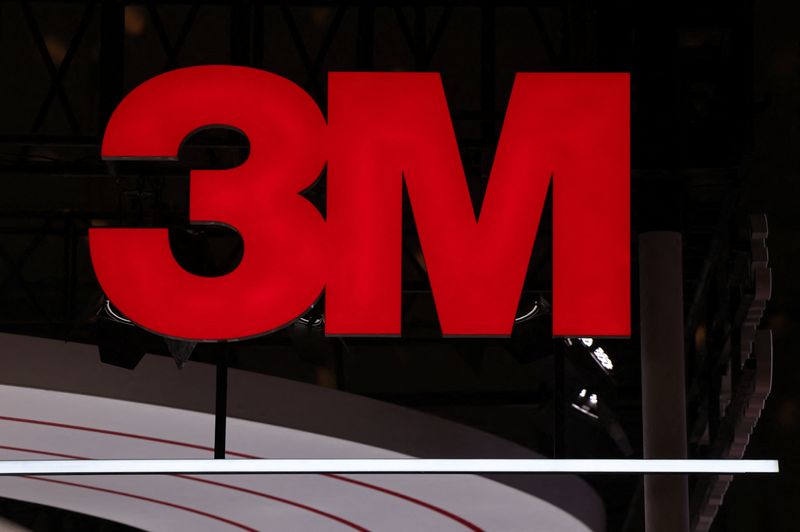 3M profit rises on strong margins
