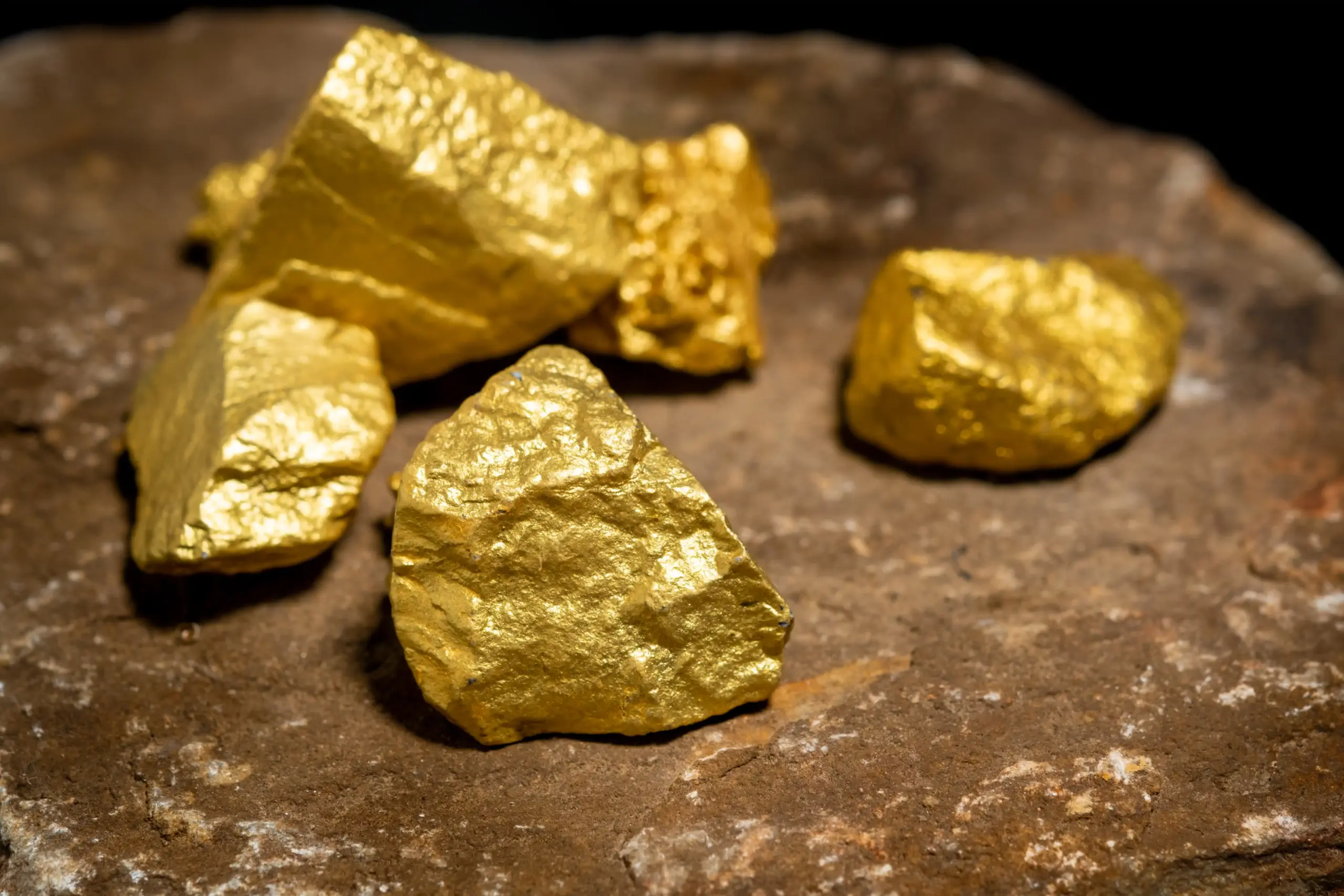 How to Buy Gold in 2026: Smart Tips That Work
