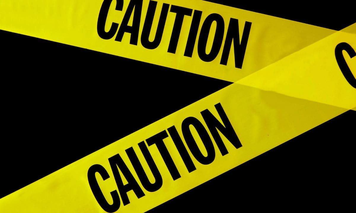 Warning Sign for Crypto: Stablecoins See Historic $7B Weekly Dip