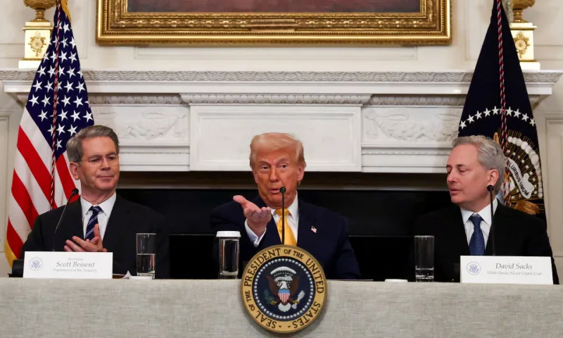 The Crypto Clarity Act and the Stablecoin Problem | BitcoinChaser