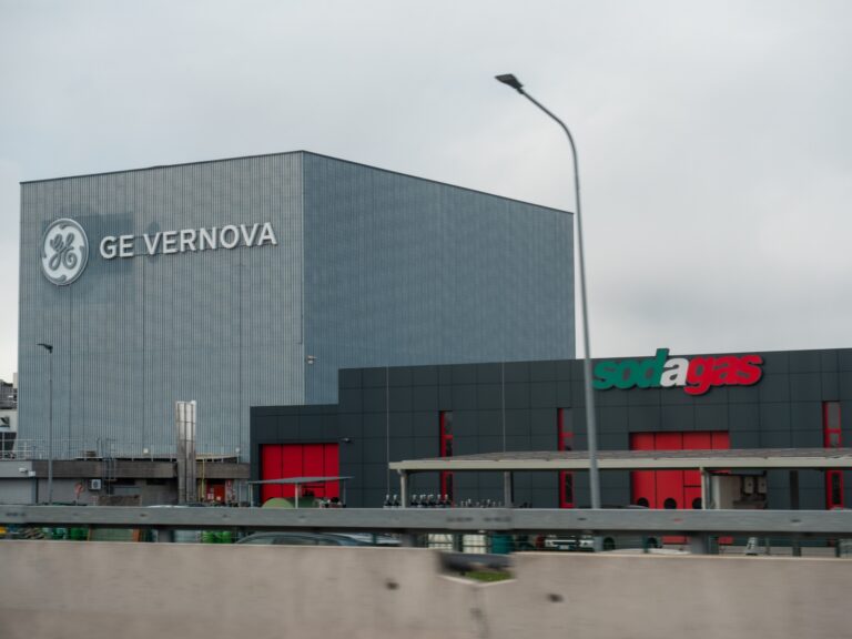 GE Vernova: Even Rapid Growth Doesn't Justify These Prices (Rating Downgrade) (NYSE:GEV)