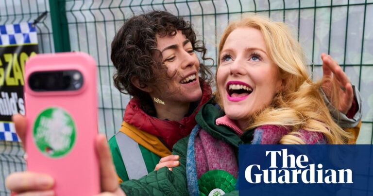 Polls close in Gorton and Denton byelection after three-way battle between Greens, Labour and Reform