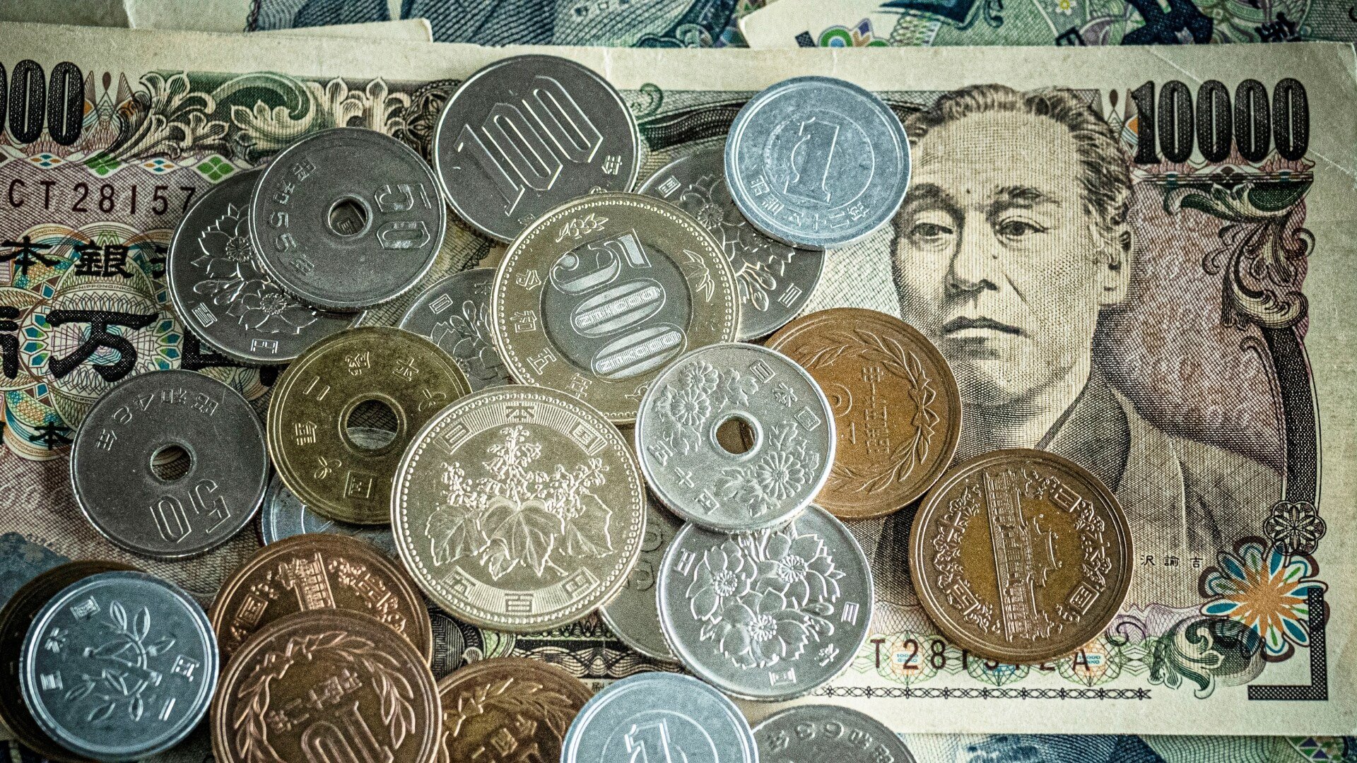 The Battle for 155: Hawkish FOMC minutes fuel USD/JPY breakout hopes