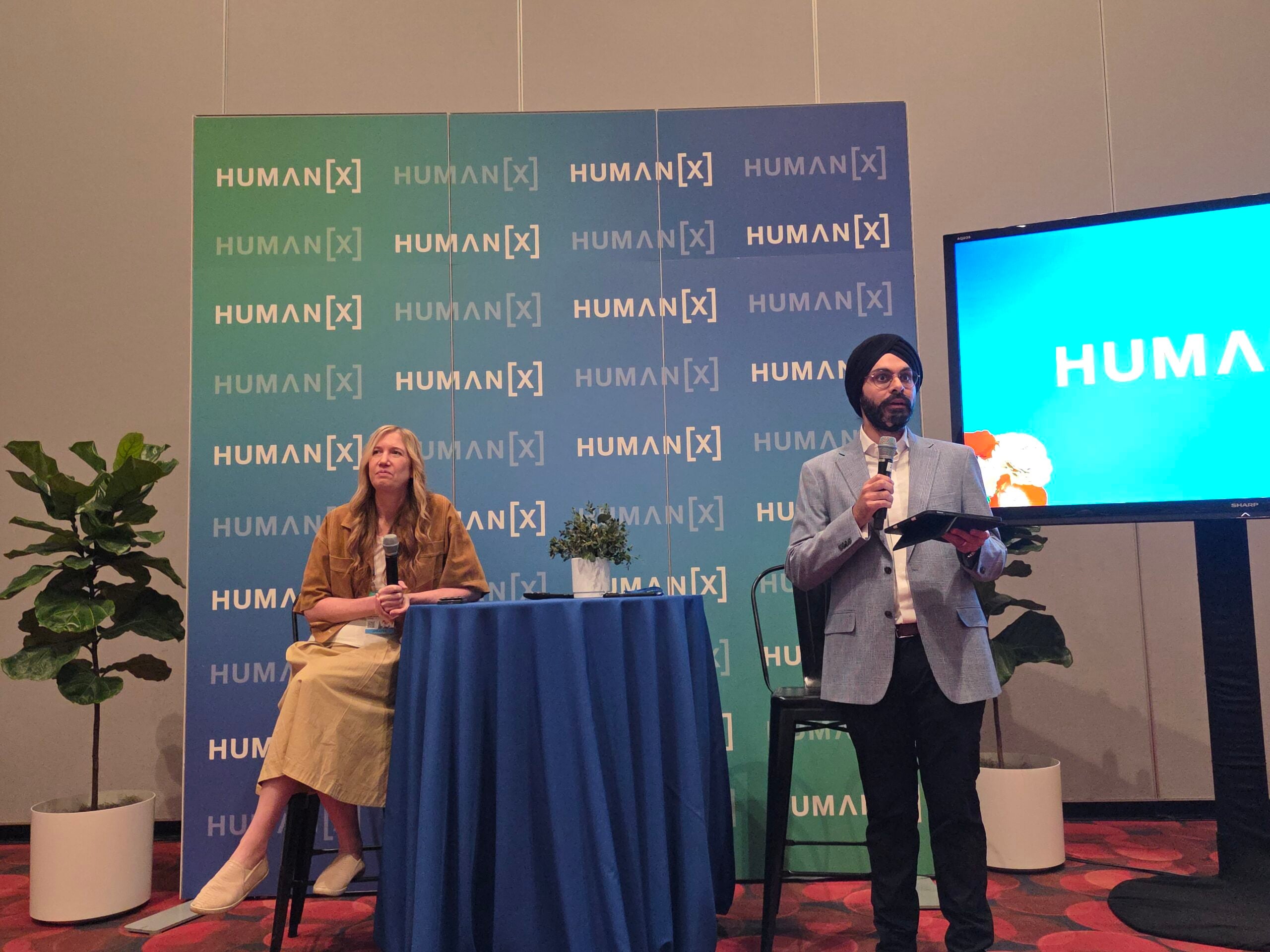 algorithms are needed to train collaborative models