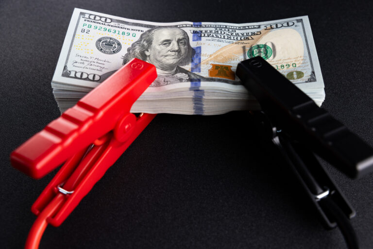 Dual Pressure on Dollar: Fading US–Iran Risks and the Warsh Fed Factor - ActionForex