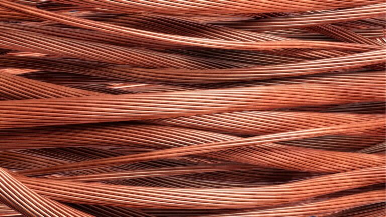 Chart alert: Bullish flag formation in Copper (XCU/USD) as 2nd US-Iran peace talks loom