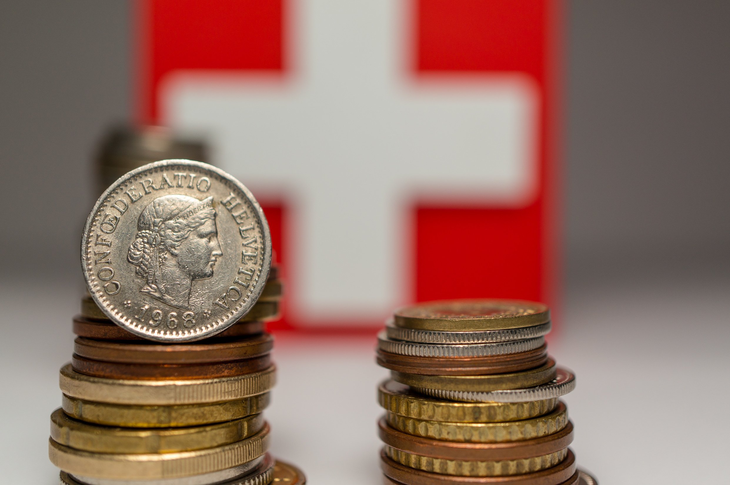 Critical Crossroads: USD/CHF tests key support at 0.78285. Is a bounce to 0.7900 up next?