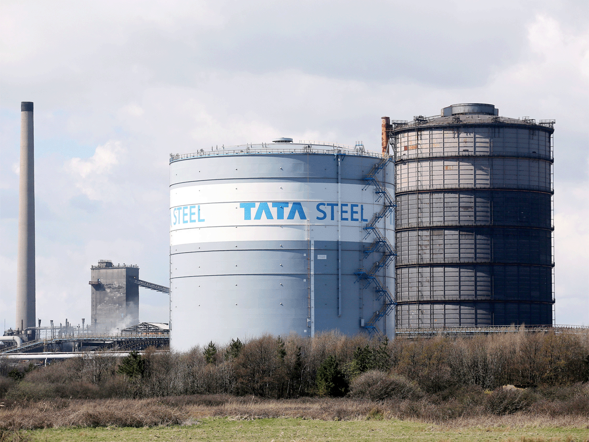 Tata Steel Shares Rise 1% on Record FY26 Output