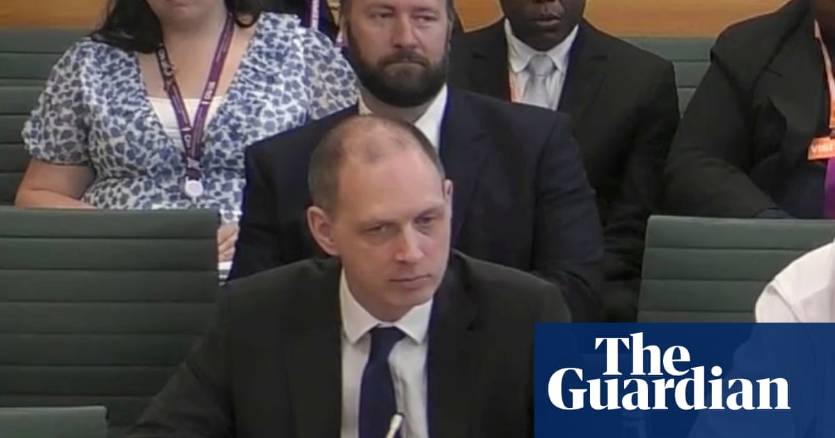 Top Foreign Office official ‘felt pressure’ for ‘rapid outcome’ on Mandelson vetting