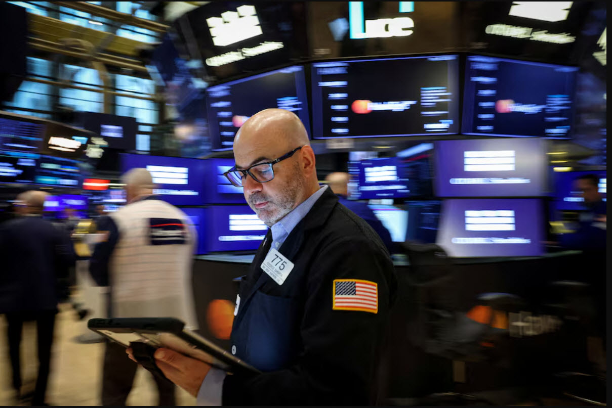 Wall St Slips As Oil Jumps On Renewed Mideast Concerns