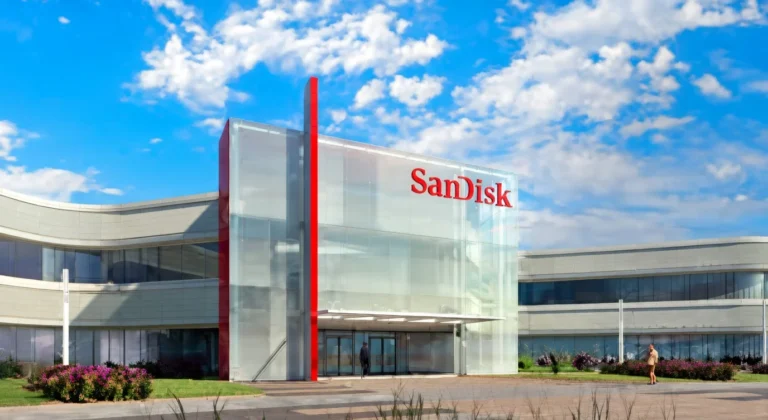 Sandisk (SNDK) Insiders Cash Out $4.4M After Stock's 465% Surge in 2026 - Blockonomi