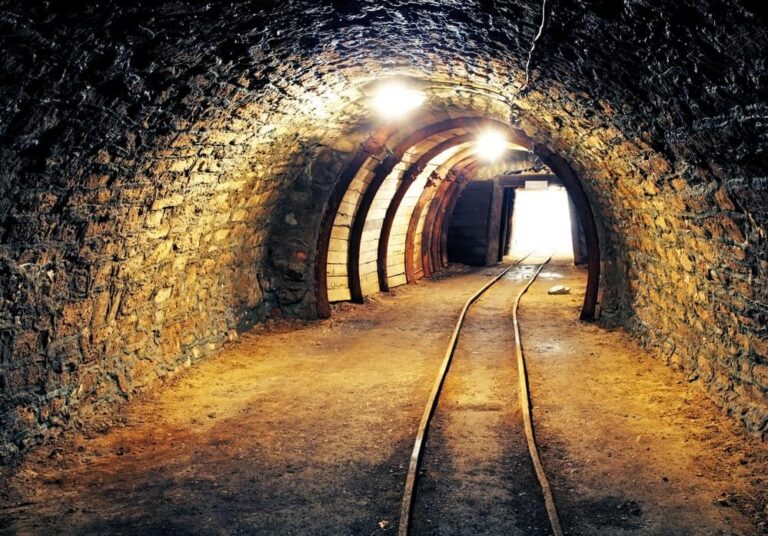 How gold mining companies create value: A director’s perspective - Fat Tail Daily